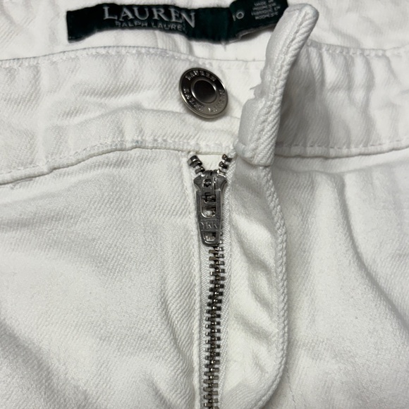 Ralph Lauren Women's Straight Leg Ankle Jeans in White with Raw Hem - Picture 11 of 13